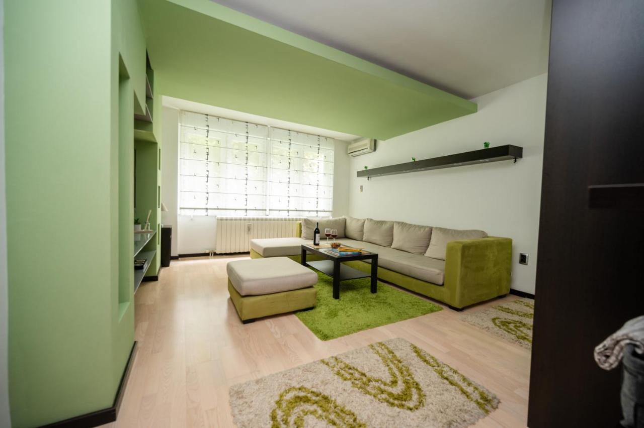 Bright 1Bdr Apartment In The City Center Сараево Екстериор снимка
